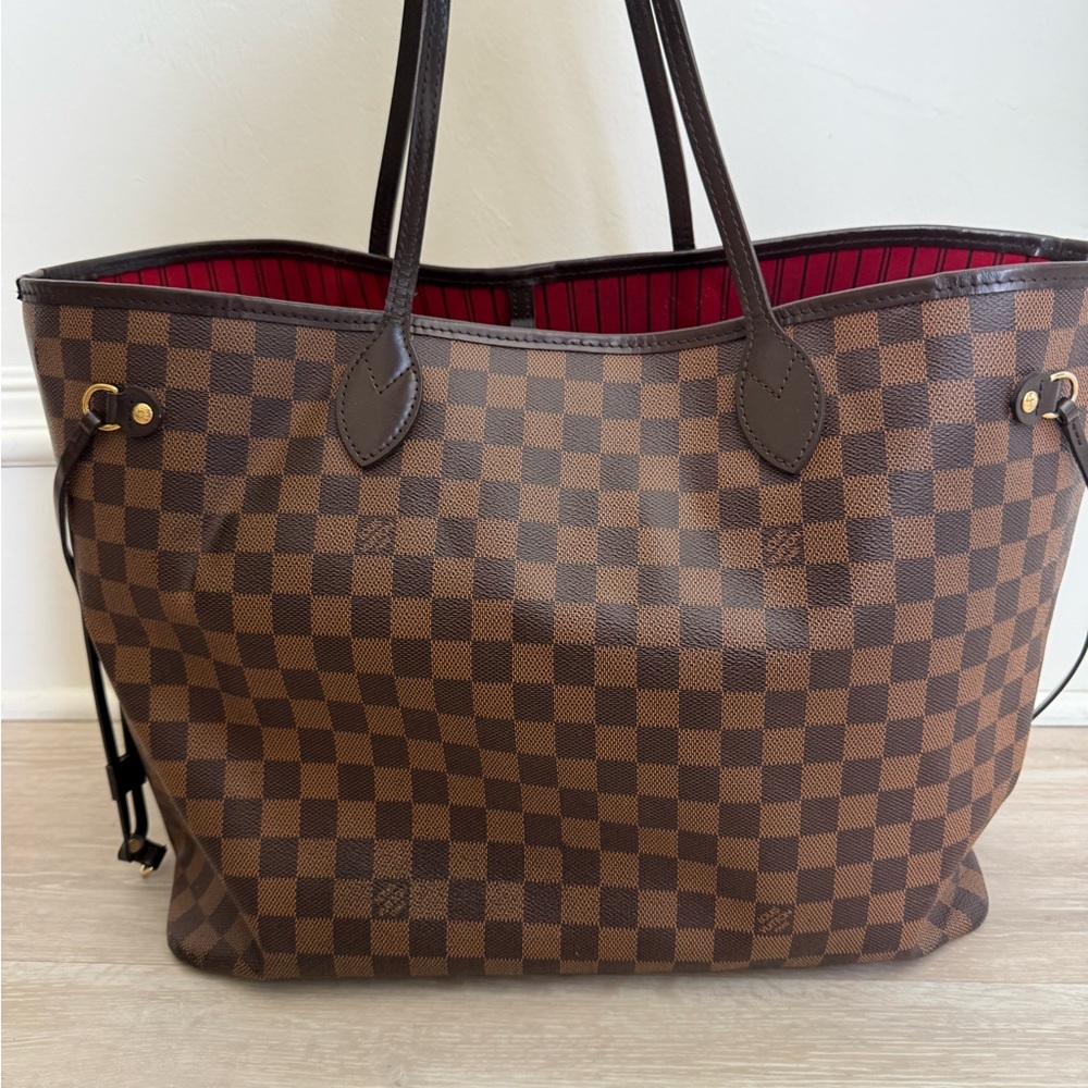 Louis Vuitton Neverfull